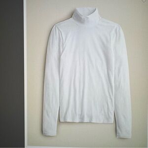 NWOT : J.Crew Tissue Crepe Turtleneck White Small